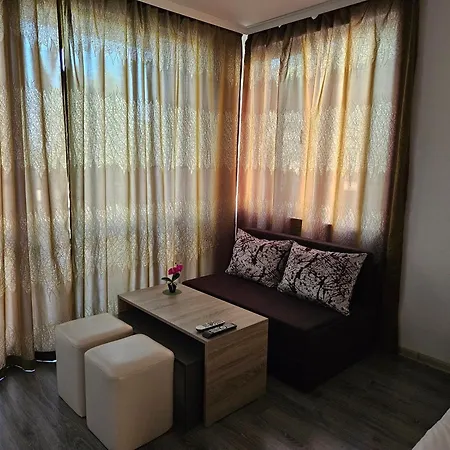 Family House Manolov 酒店