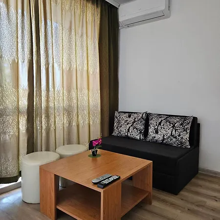Family House Manolov 奥布佐尔