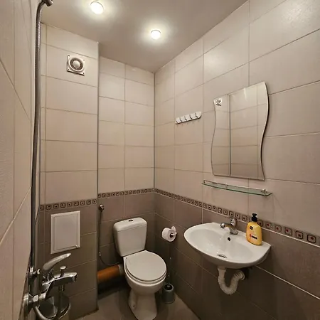 Otel Family House Manolov *