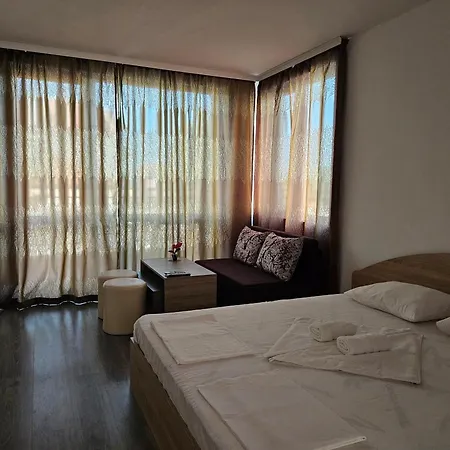 Family House Manolov